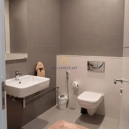Luxury In Prime Location * Saint Julian's